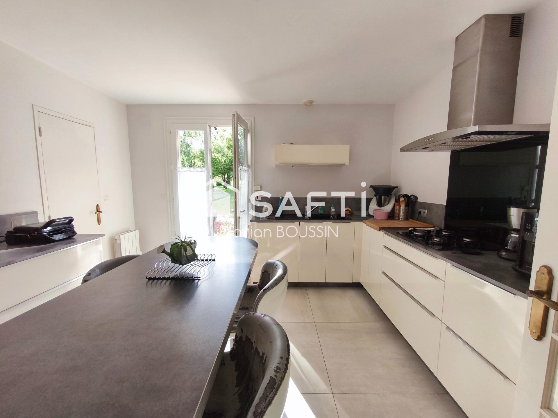 Maison à vendre, 168m², Baugé