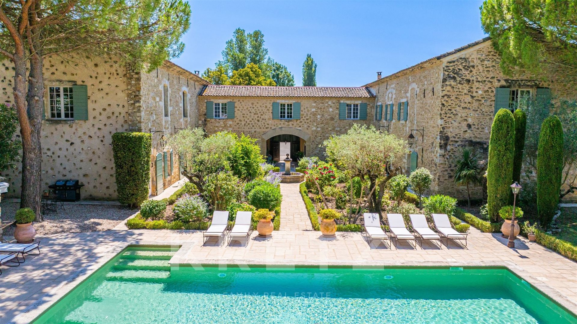 Maison à louer, 490m², Avignon