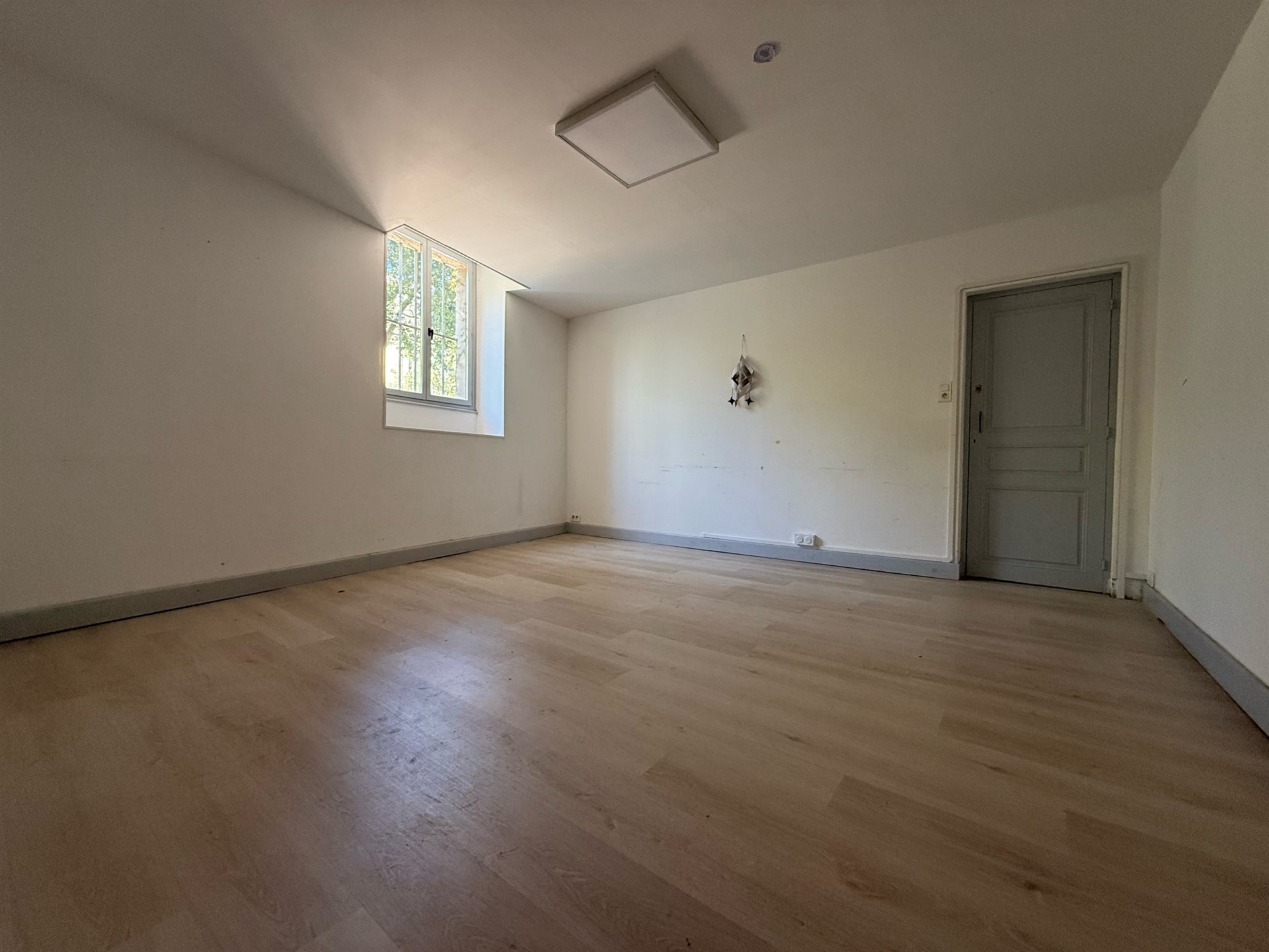 Appartement à vendre, 371m², Lodève