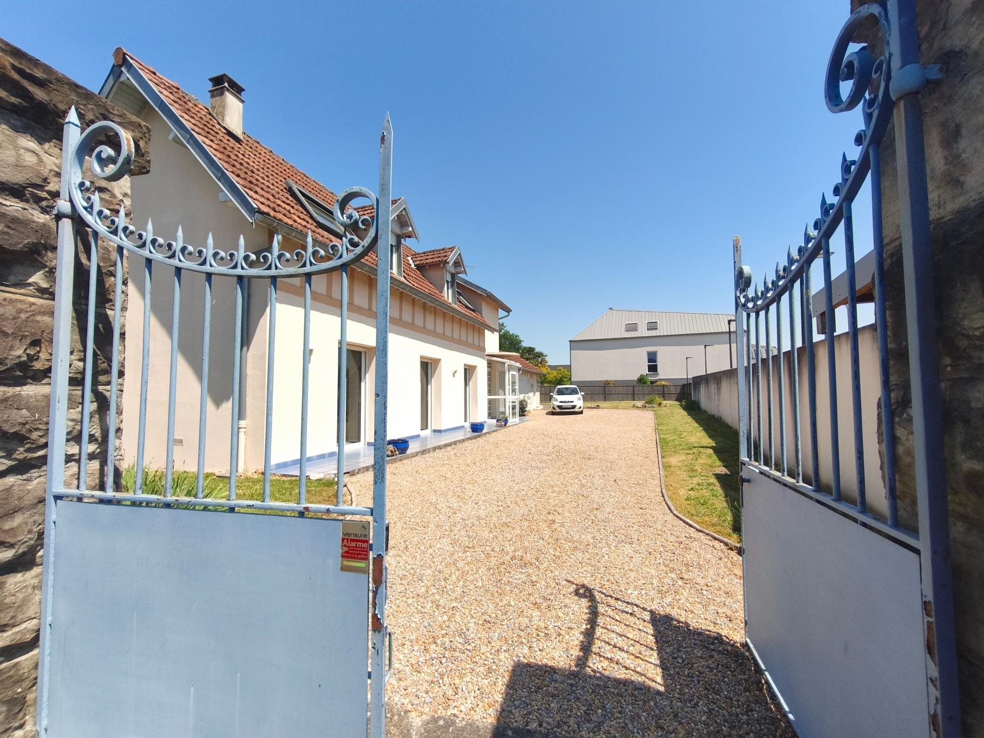 Maison à vendre, 86m², Pau