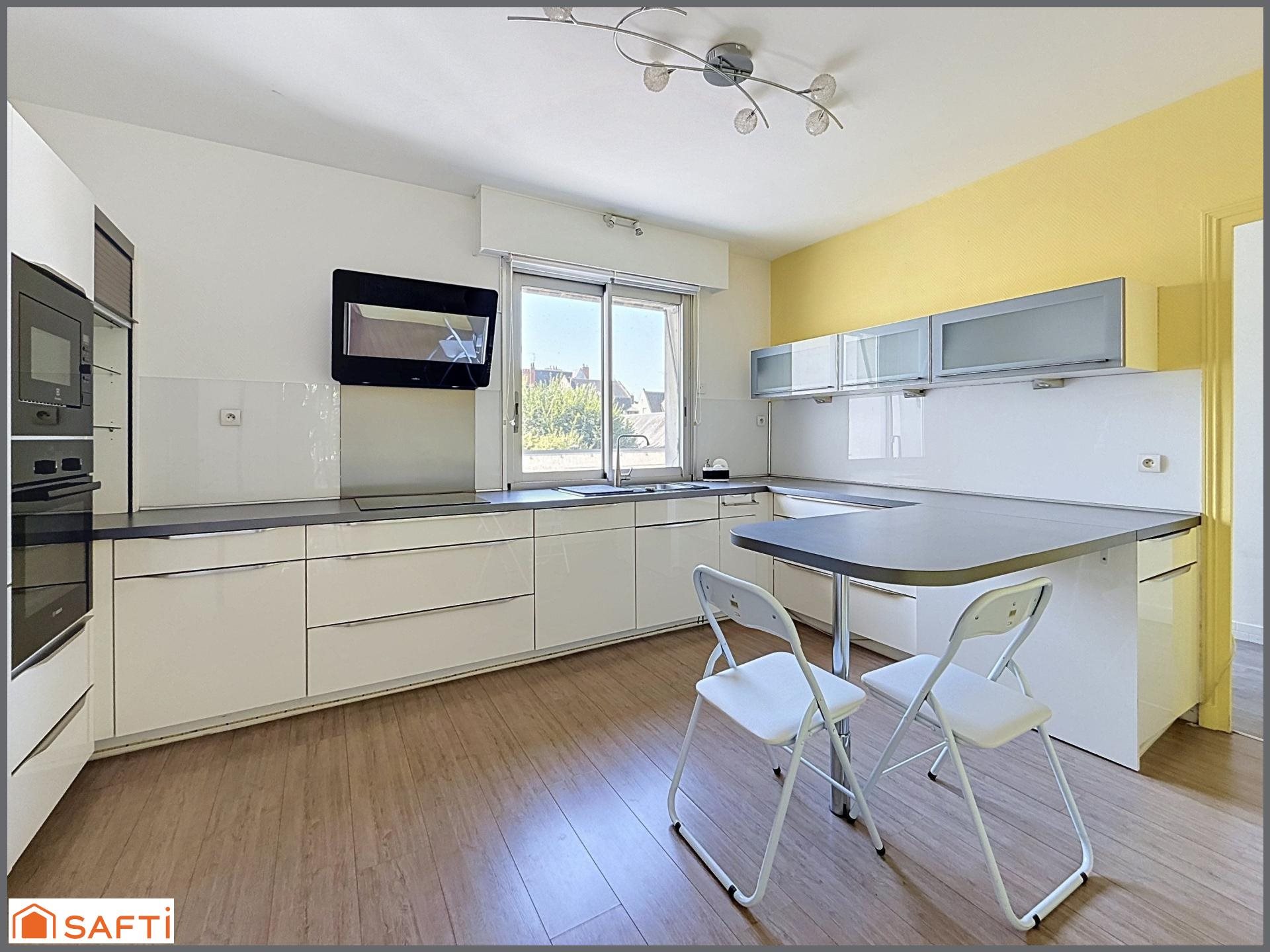 Appartement à vendre, 147m², Tours