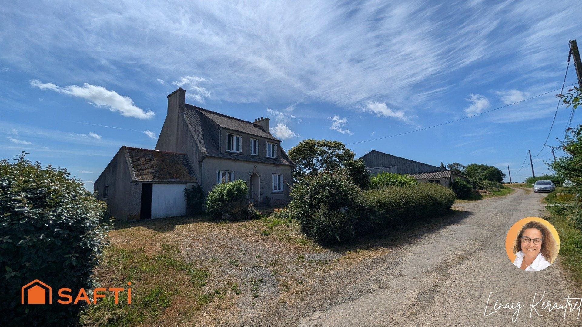Maison à vendre, 111m², Plounévez-Lochrist