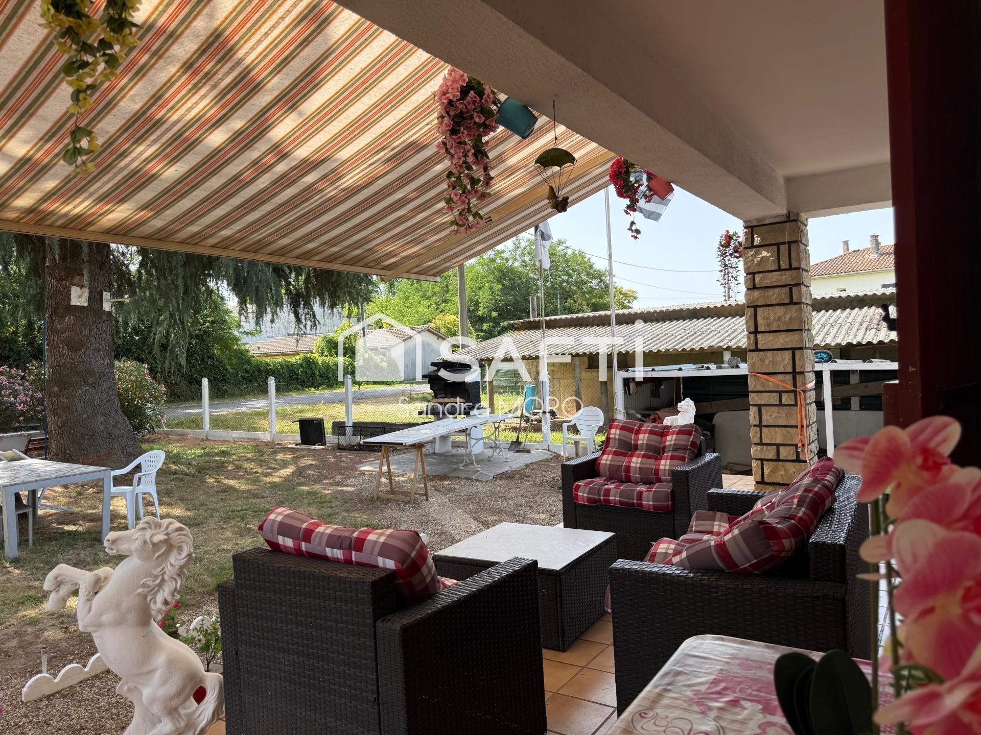 Maison à vendre, 85m², Lamothe-Landerron