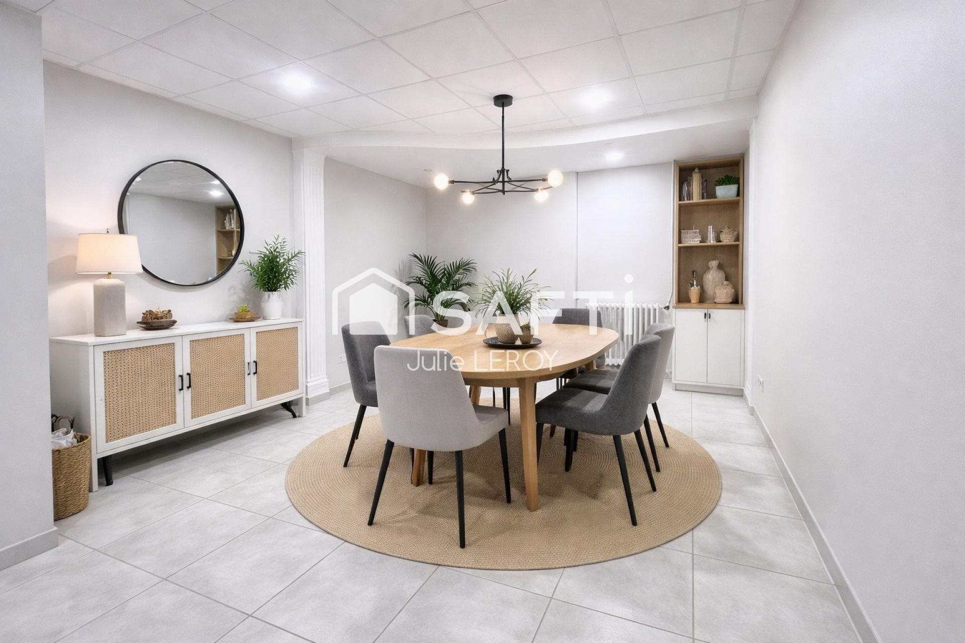 Maison à vendre, 202m², Coulans-sur-Gée