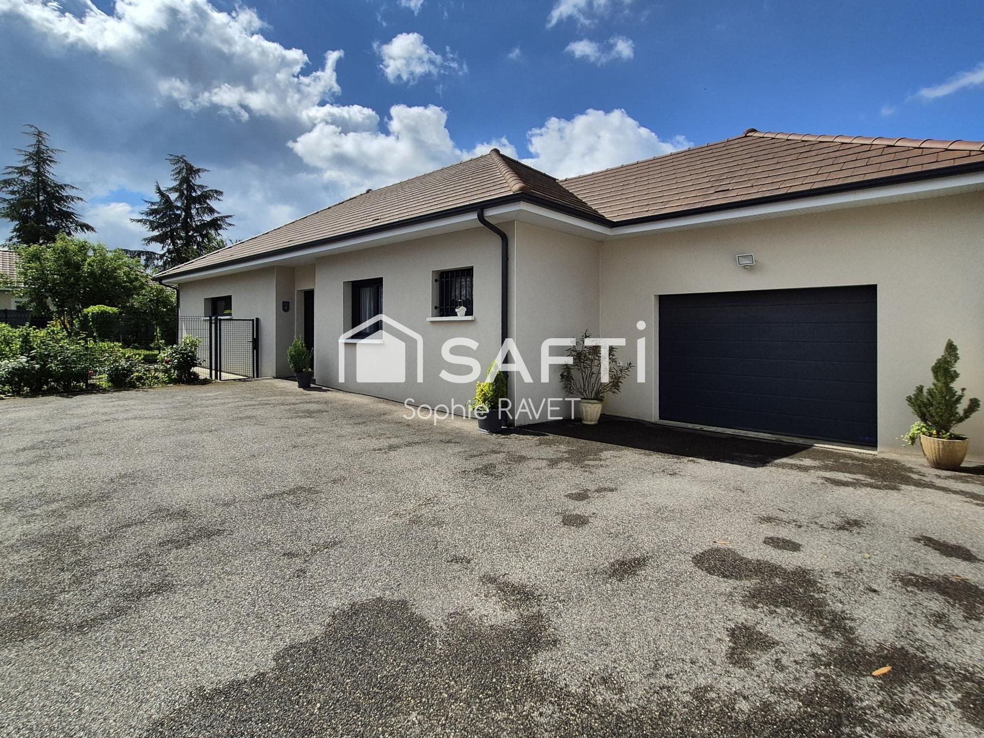 Maison à vendre, 105m², Soleymieu
