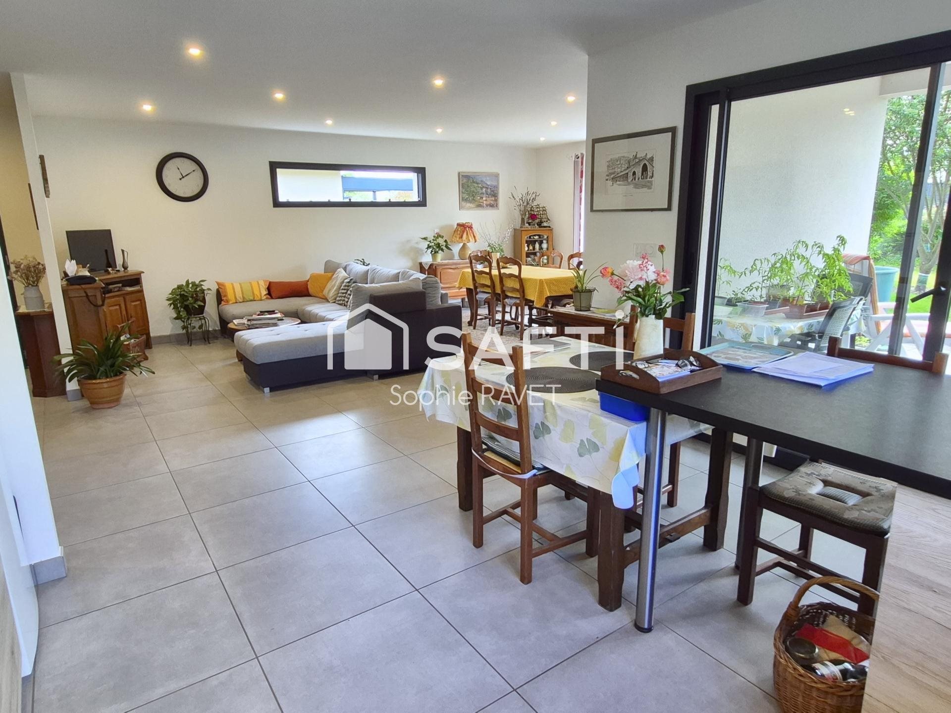 Maison à vendre, 105m², Soleymieu