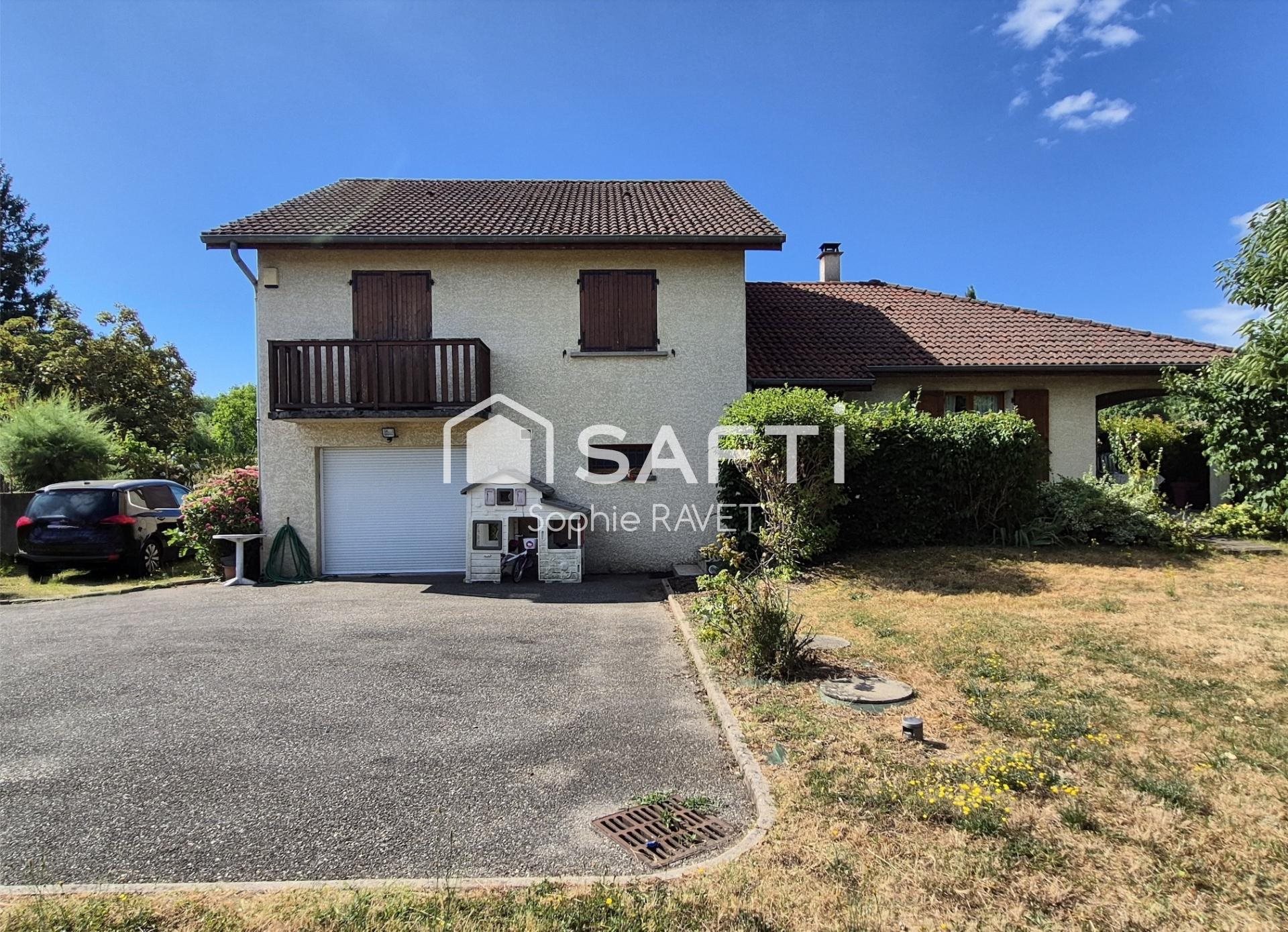 Maison à vendre, 136m², Vézeronce-Curtin