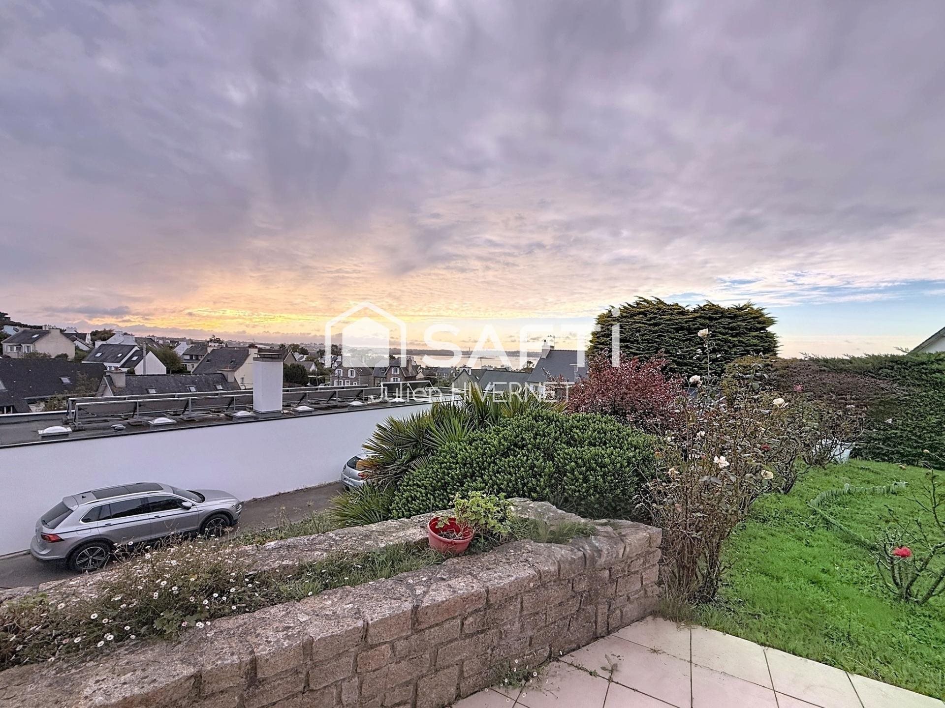 Maison à vendre, 242m², Carantec