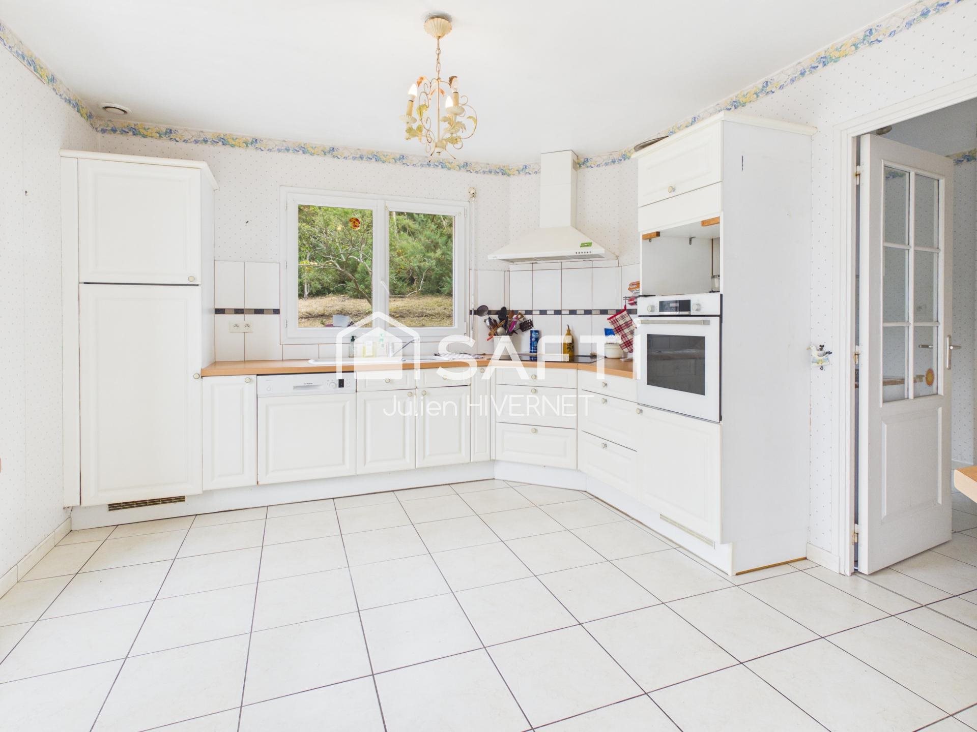 Maison à vendre, 242m², Carantec