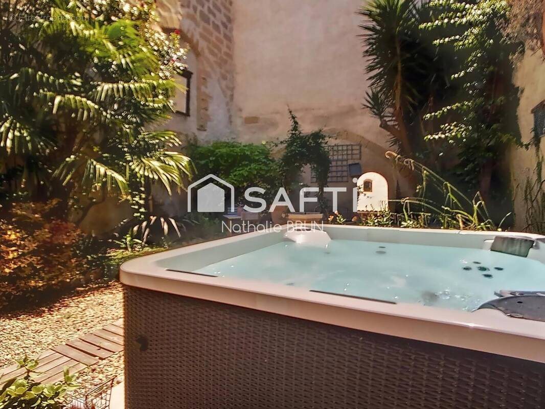 Maison à vendre, 200m², Capestang