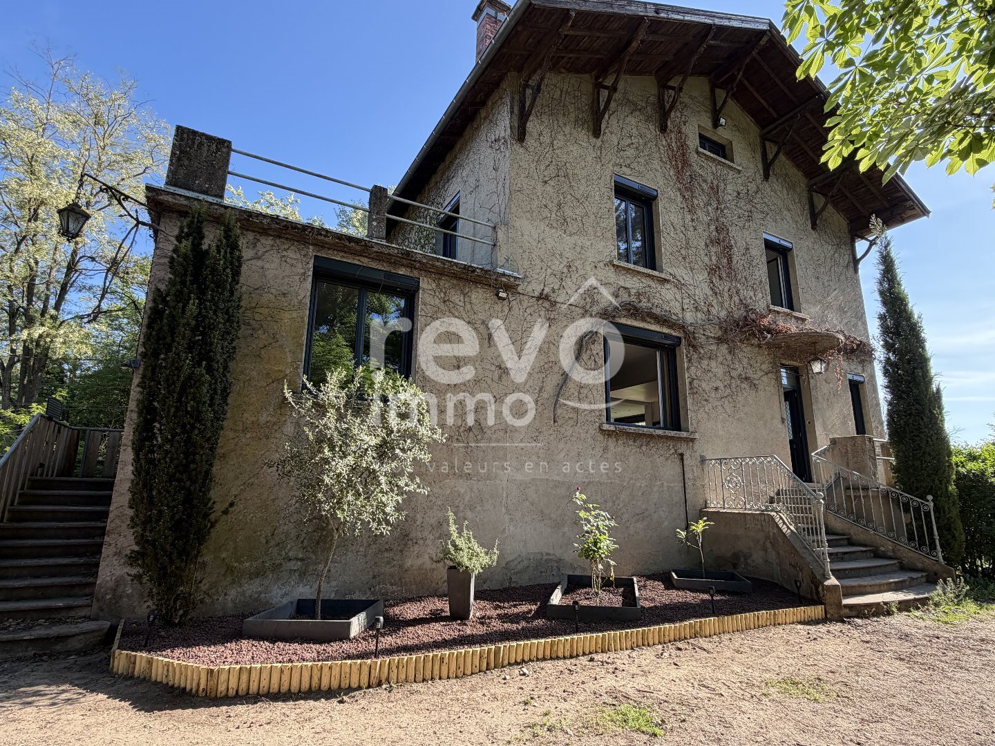Maison à vendre, 203m², Saint-Didier-sur-Chalaronne