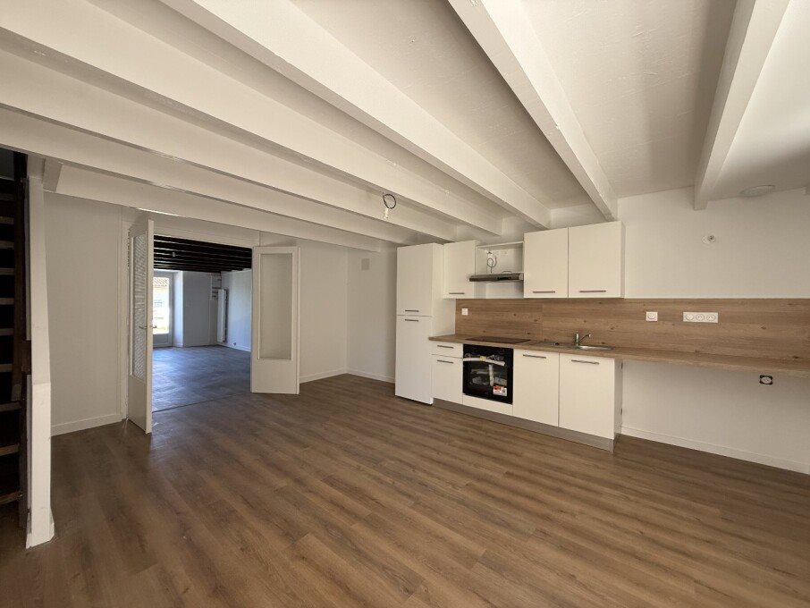 Maison à louer, 102m², Salles-d'Angles