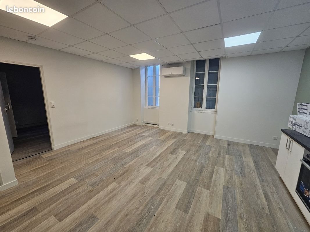 Appartement à louer, 47m², Burie