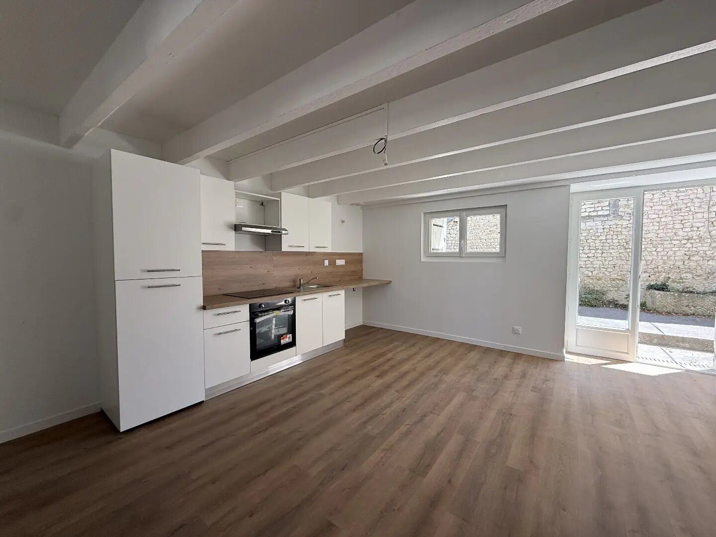 Maison à louer, 102m², Salles-d'Angles