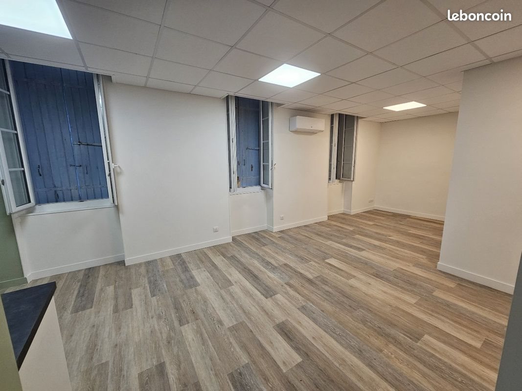 Appartement à louer, 75m², Burie