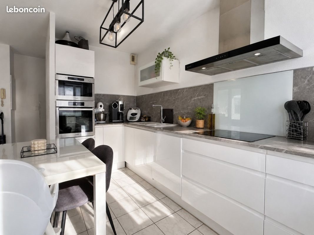 Appartement à vendre, 100m², Angoulême