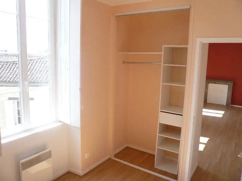 Appartement à louer, 33m², Cognac