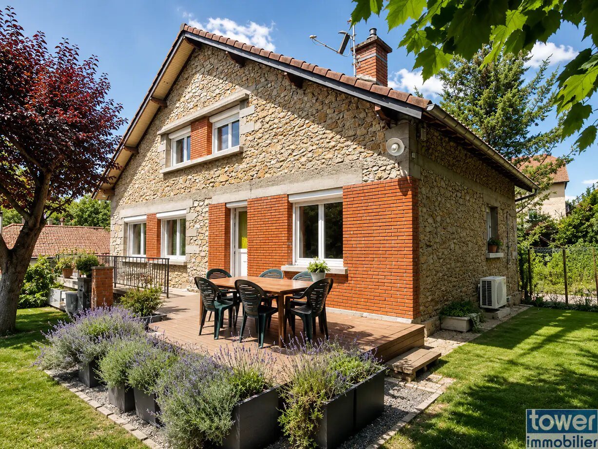 Maison à vendre, 121m², Villefranche-de-Rouergue