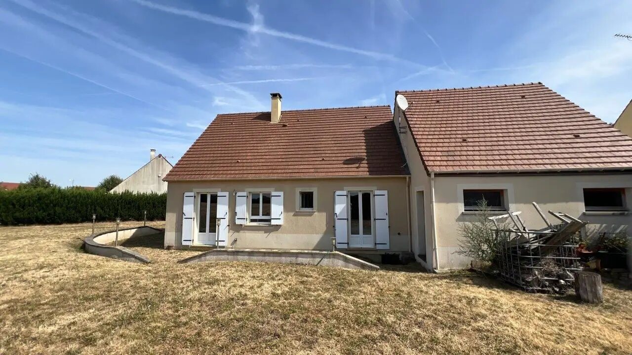 Maison à vendre, 80m², Sainville