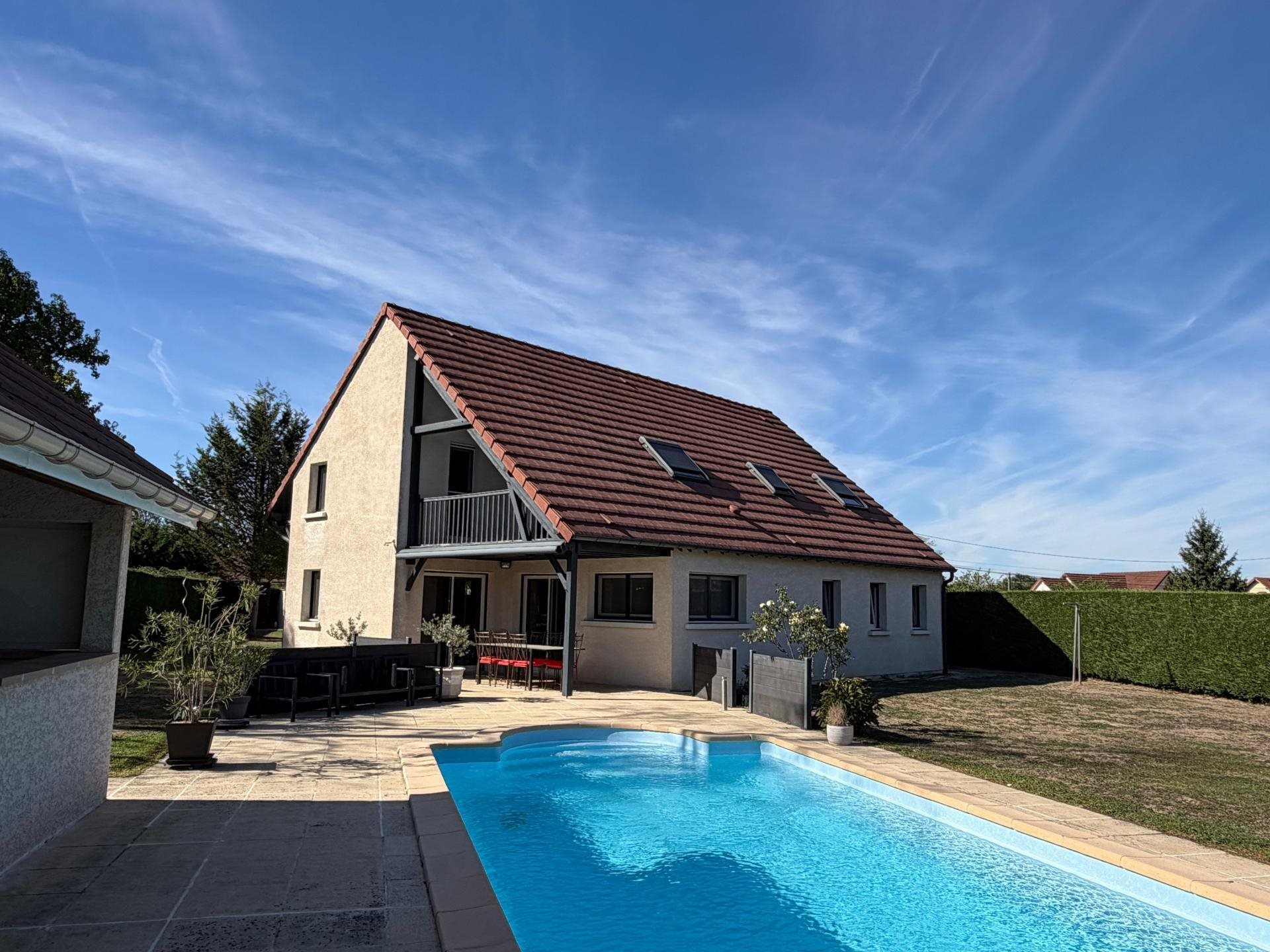 Maison à vendre, 143m², Louhans