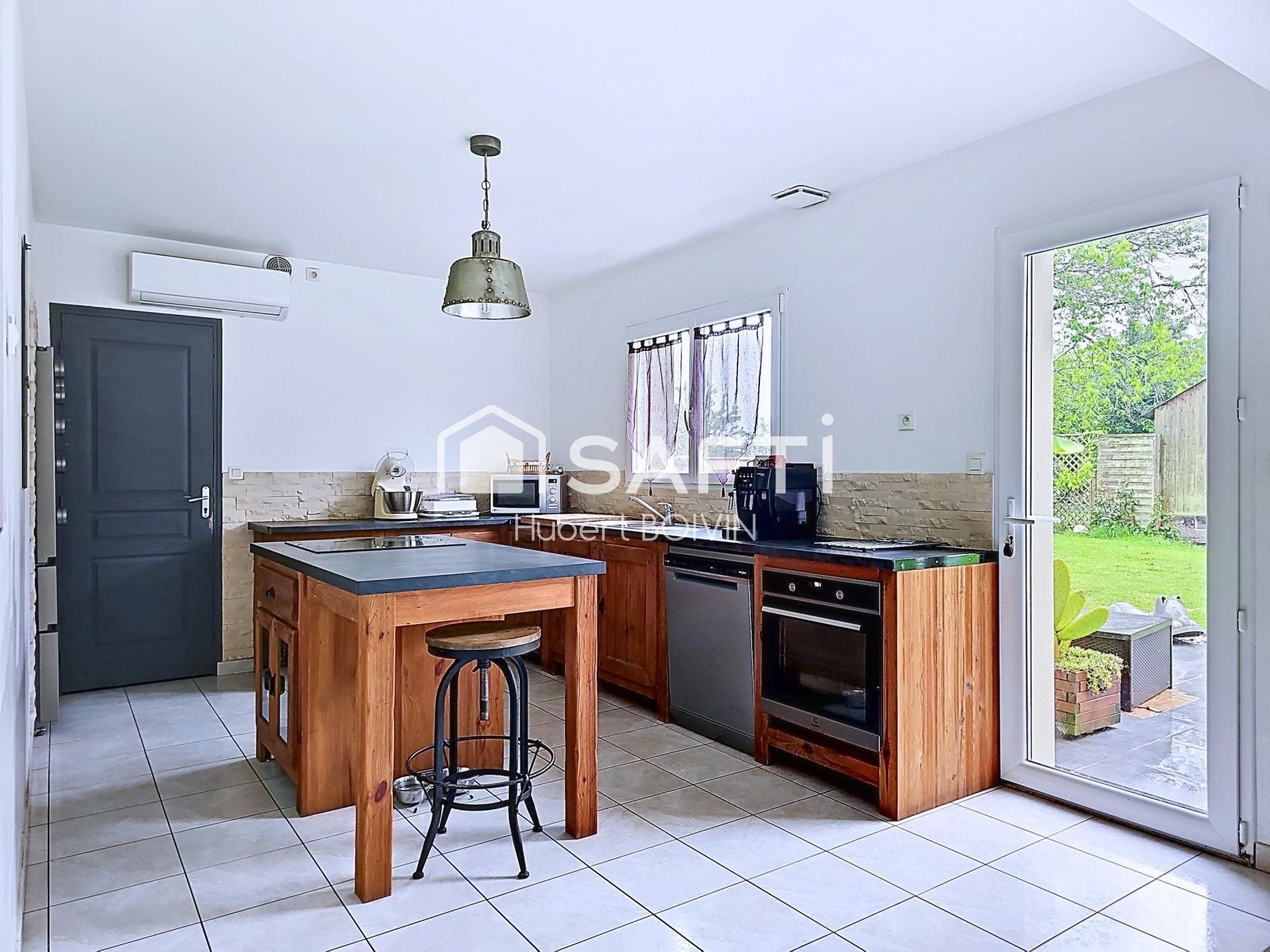 Maison à vendre, 133m², Mecé