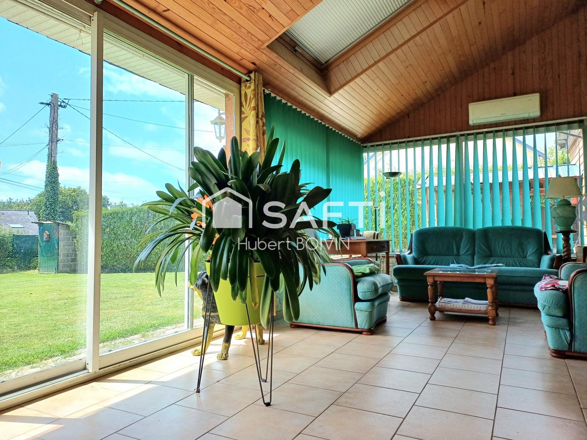Maison à vendre, 160m², Saint-Aubin-du-Cormier