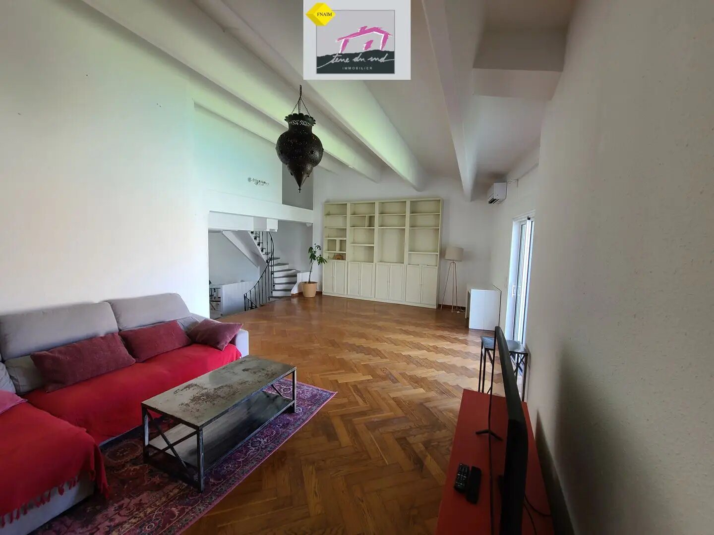 Appartement à louer, 221m², Lézignan-Corbières