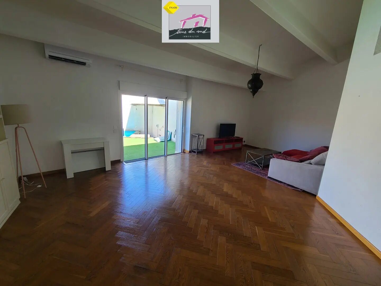 Appartement à louer, 221m², Lézignan-Corbières