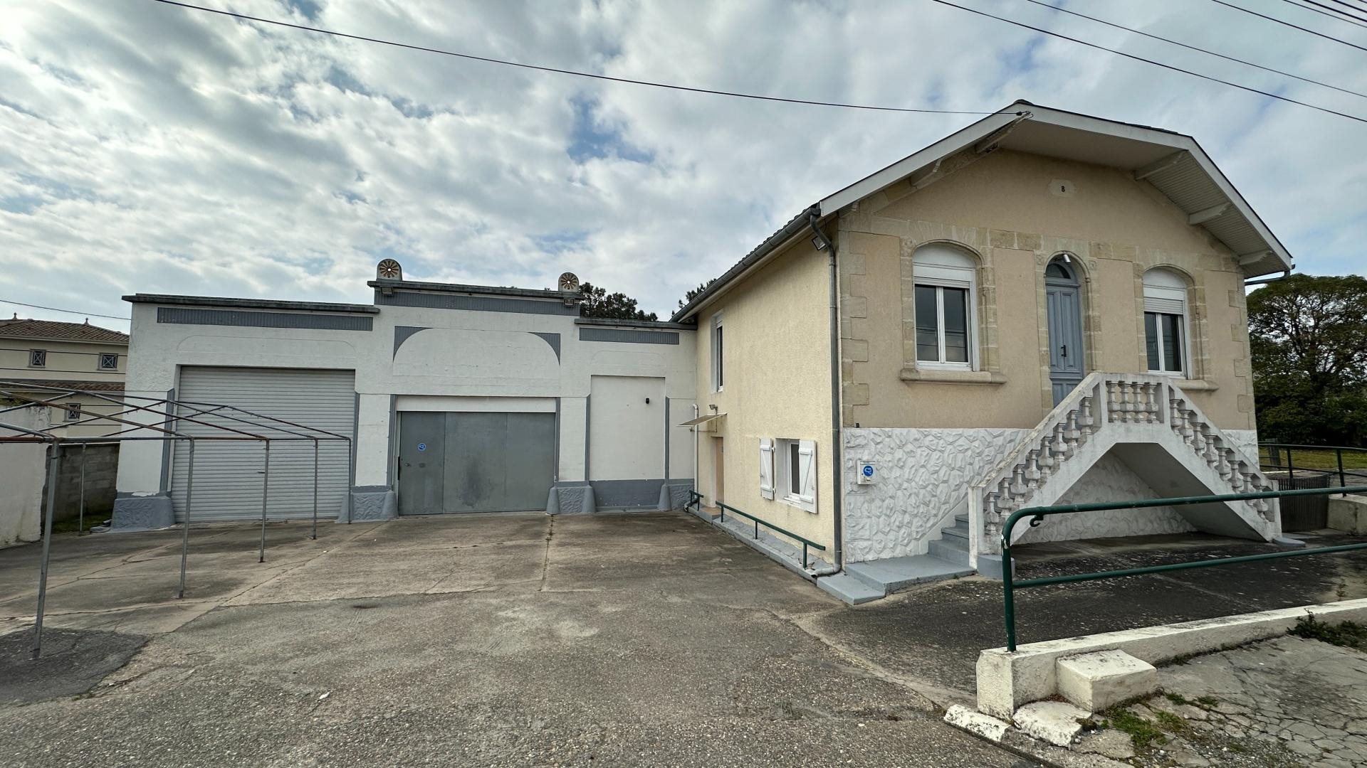 Maison à vendre, 305m², Ambarès-et-Lagrave