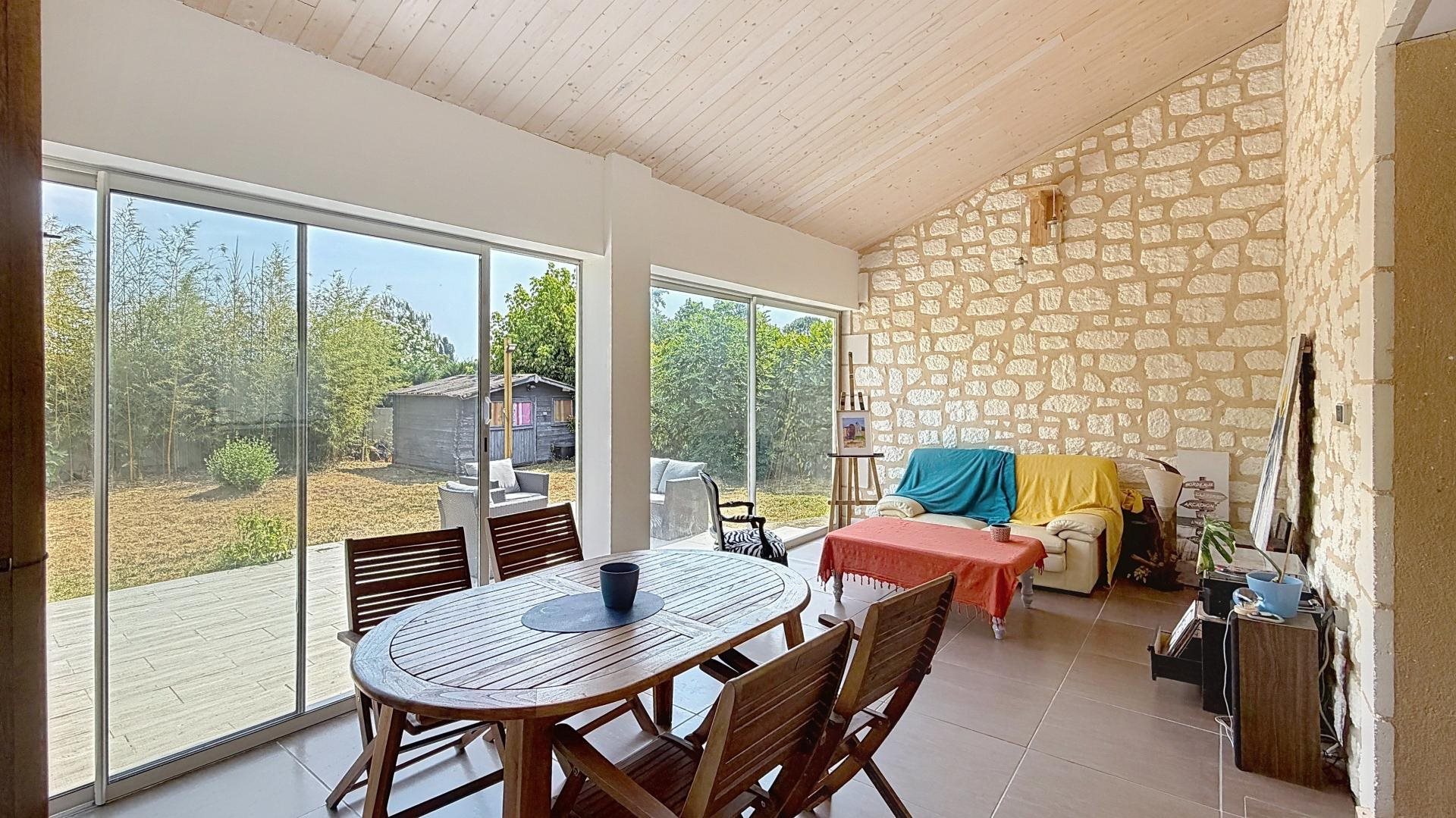 Maison à vendre, 136m², Ambarès-et-Lagrave