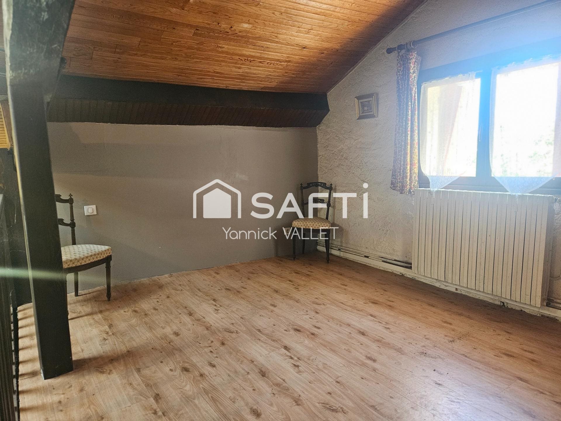Maison à vendre, 98m², Saint-Aquilin