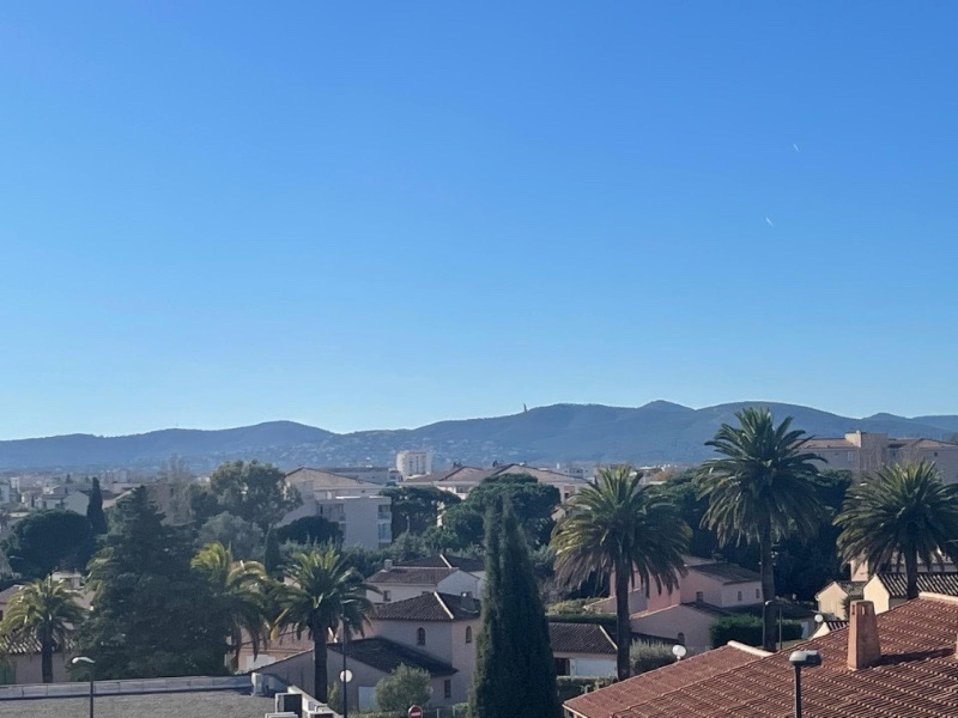 Appartement à vendre, 47m², Fréjus