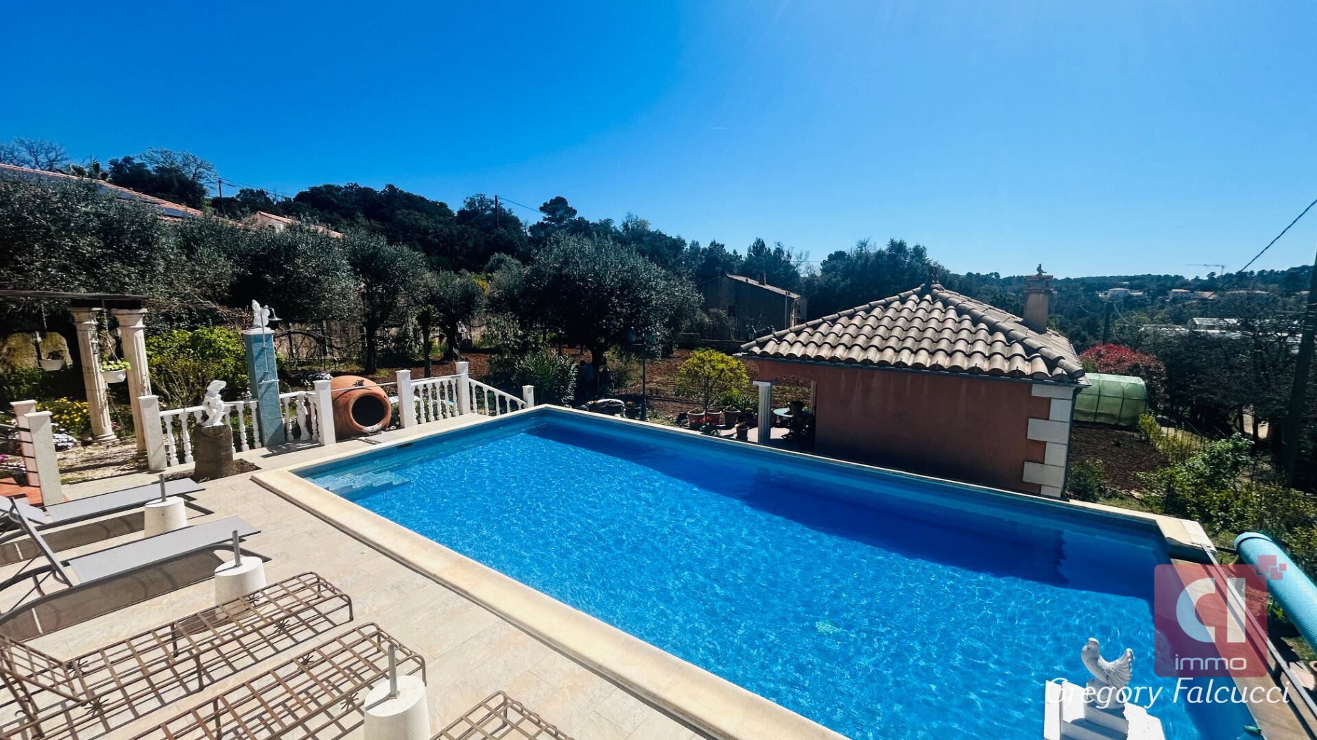 Maison à vendre, 272m², Flassans-sur-Issole