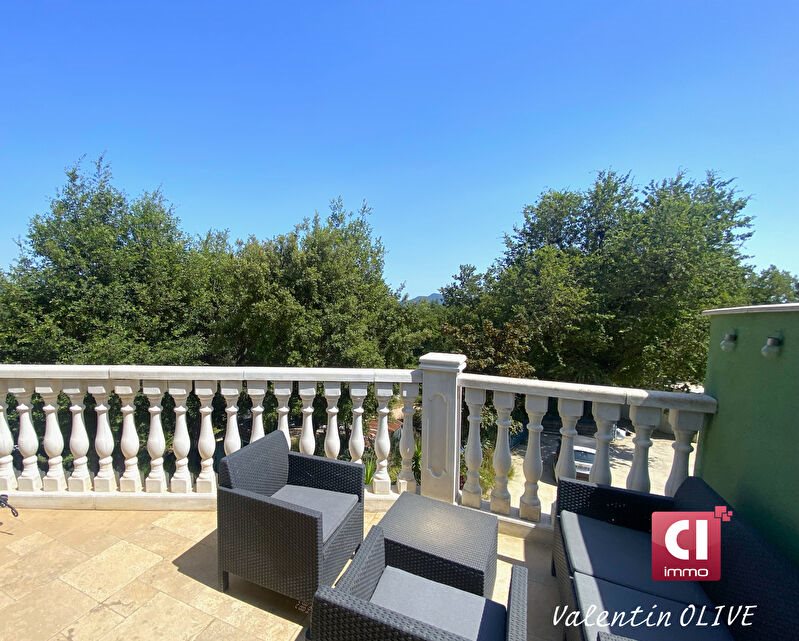 Appartement à vendre, 44m², La Roquebrussanne