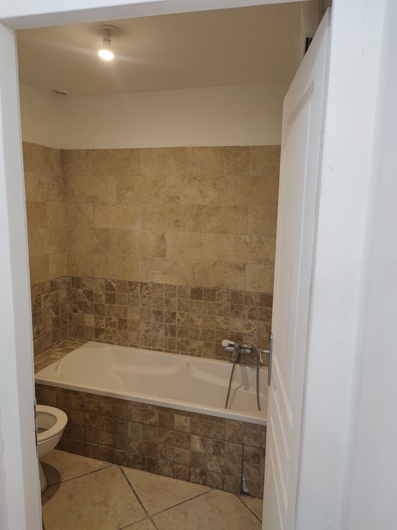 Appartement à louer, 59m², Garéoult