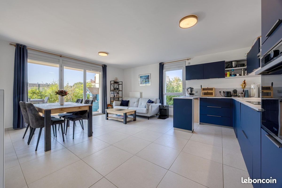 Appartement à vendre, 65m², Argonay