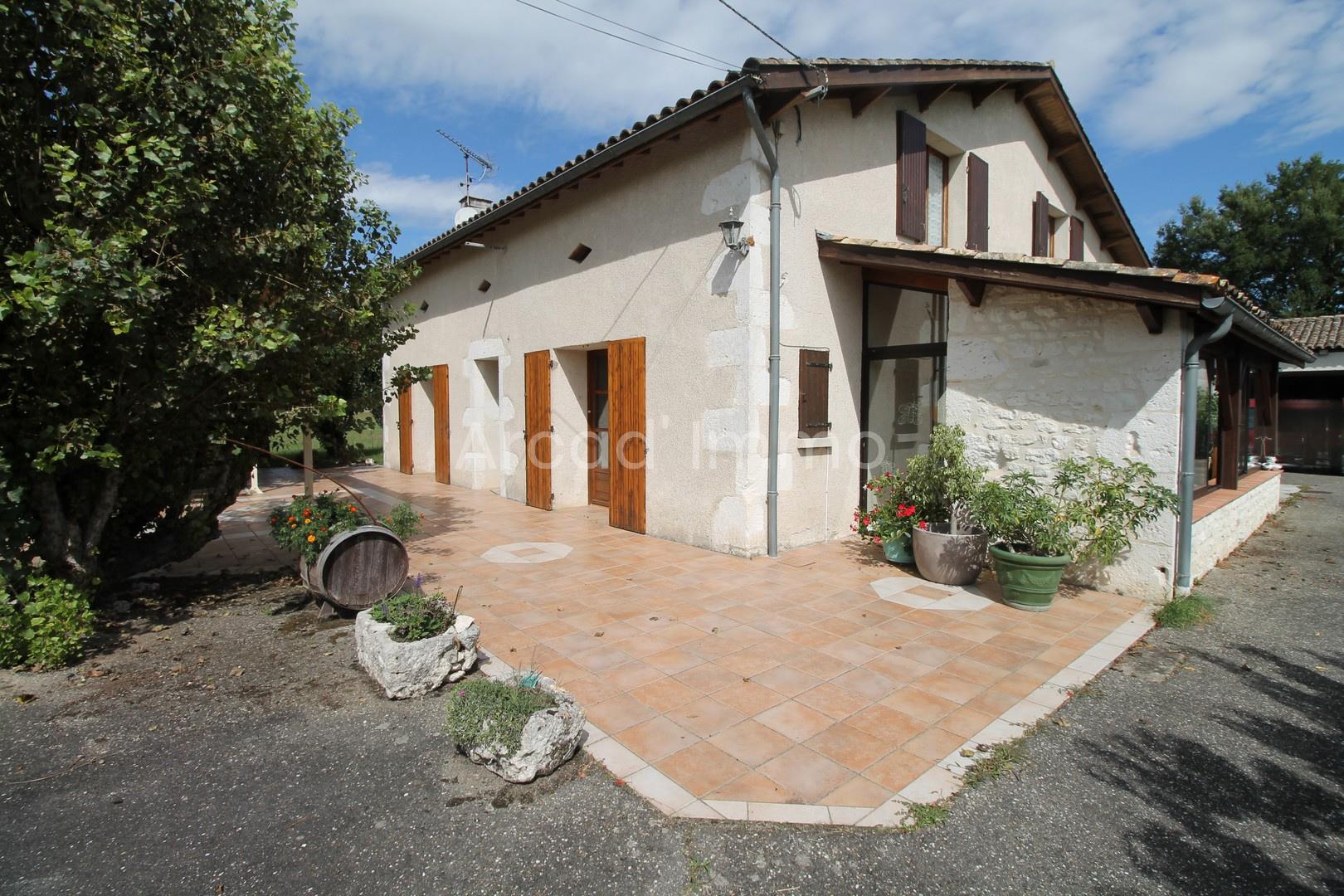 Maison à vendre, 222m², Duras