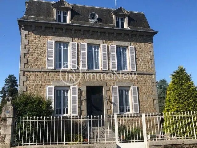 Maison à vendre, 190m², Saint-Hilaire-du-Harcouët