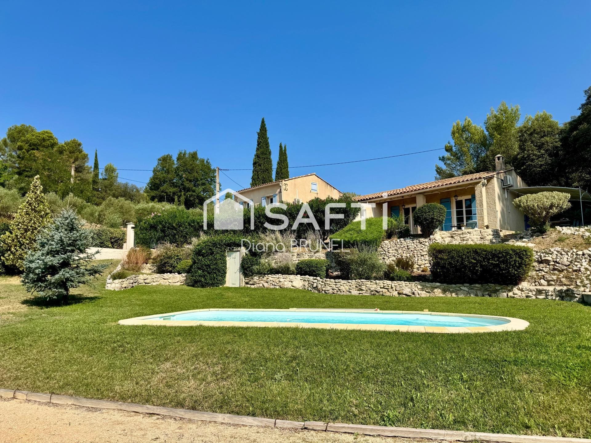 Maison à vendre, 140m², La Bastidonne