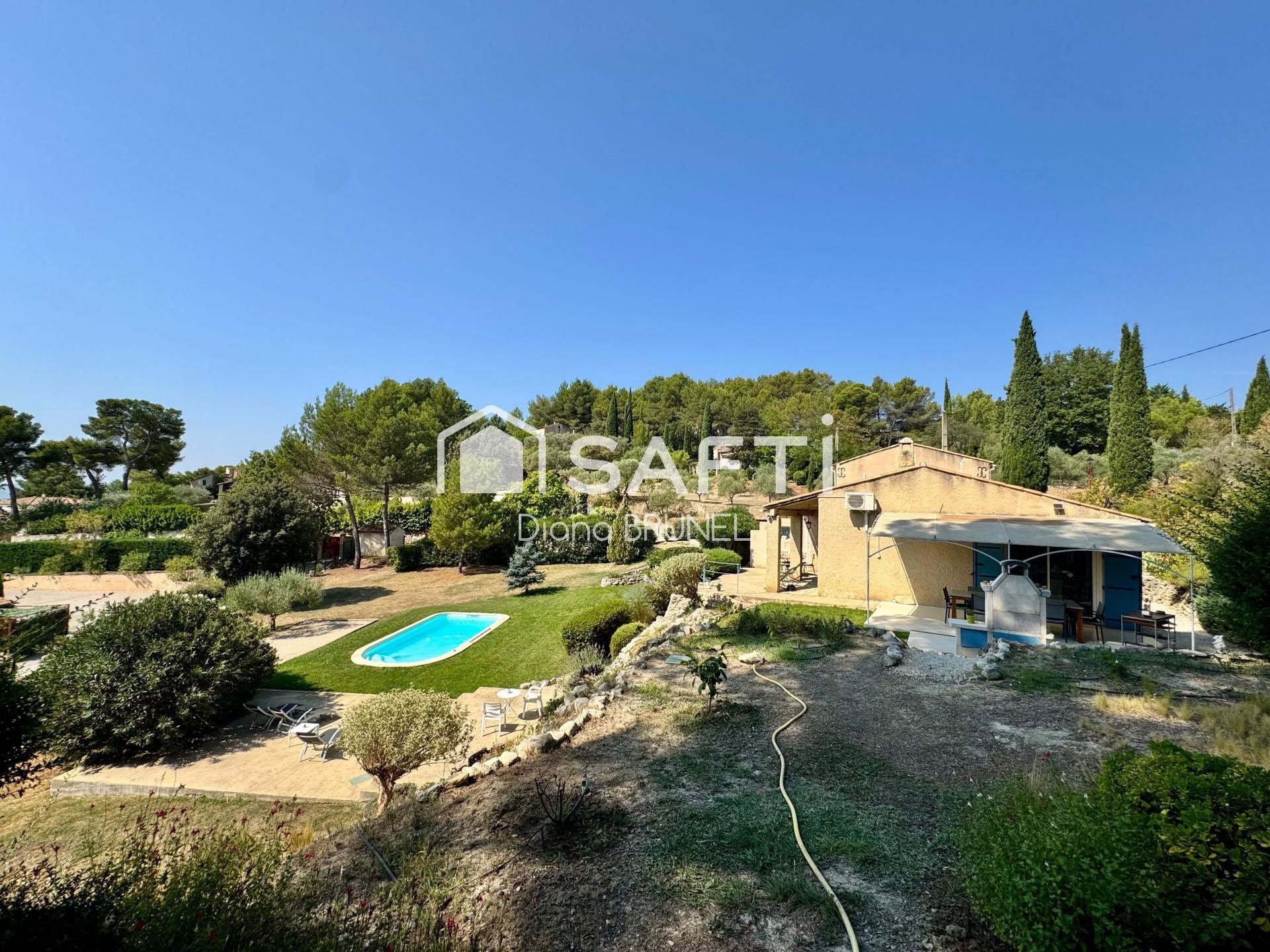 Maison à vendre, 140m², La Bastidonne