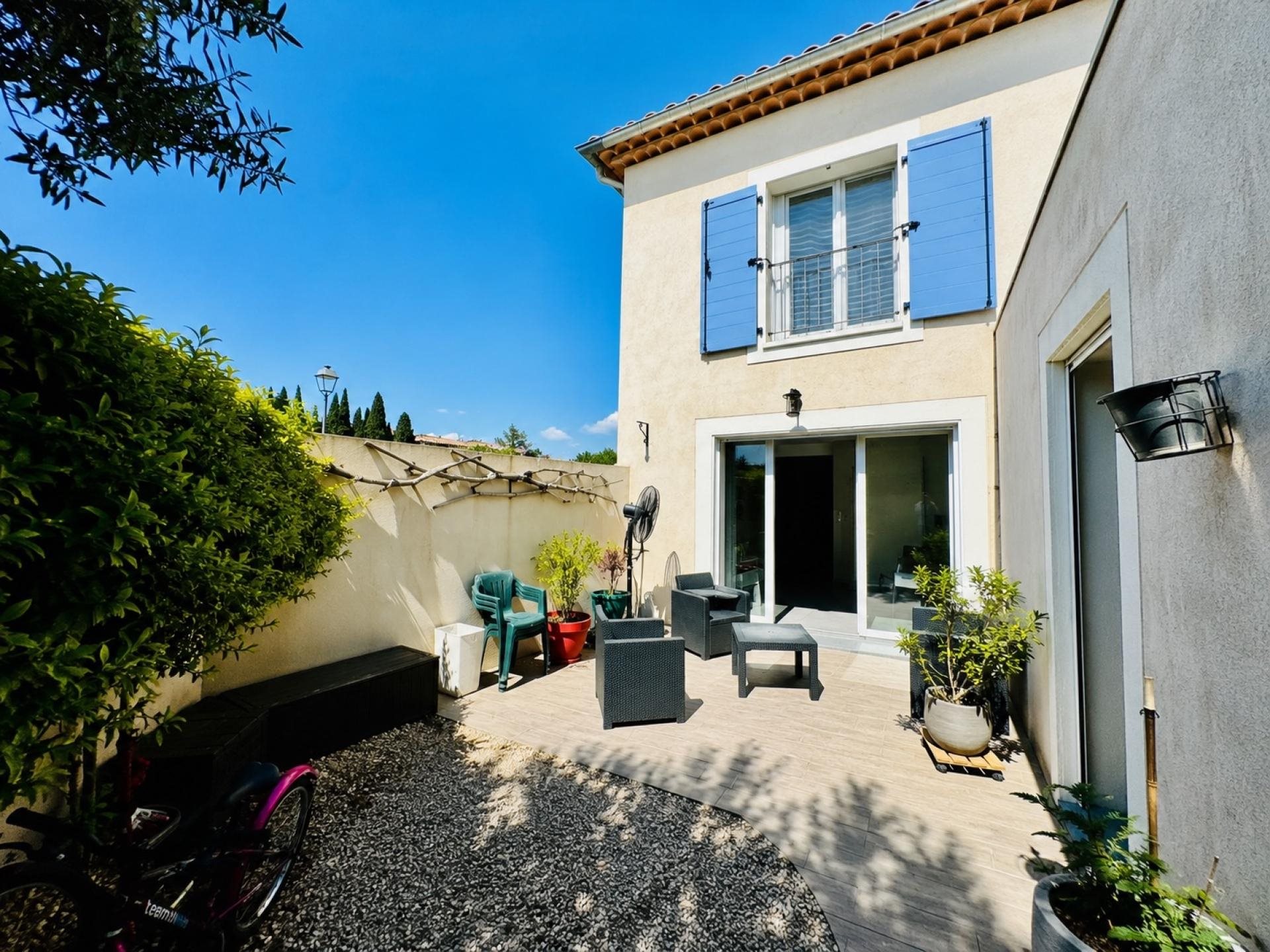 Maison à vendre, 90m², La Tour-d'Aigues