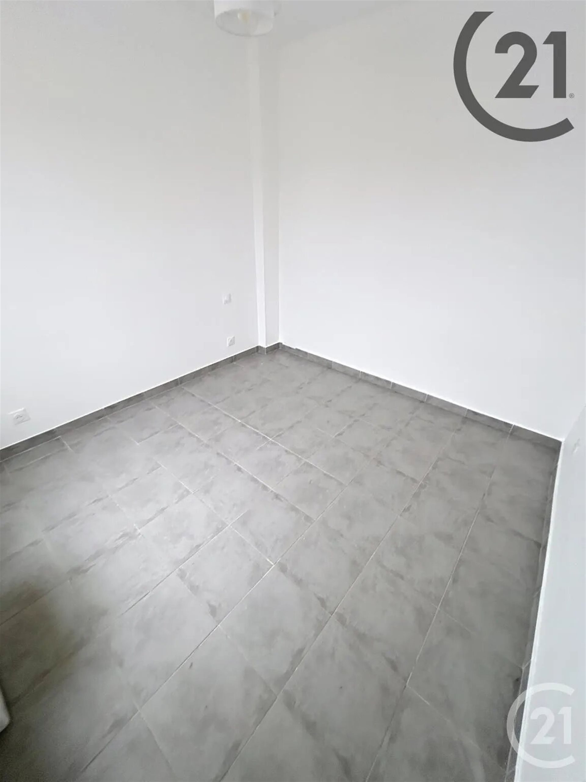 Appartement à louer, 30m², Gouaix