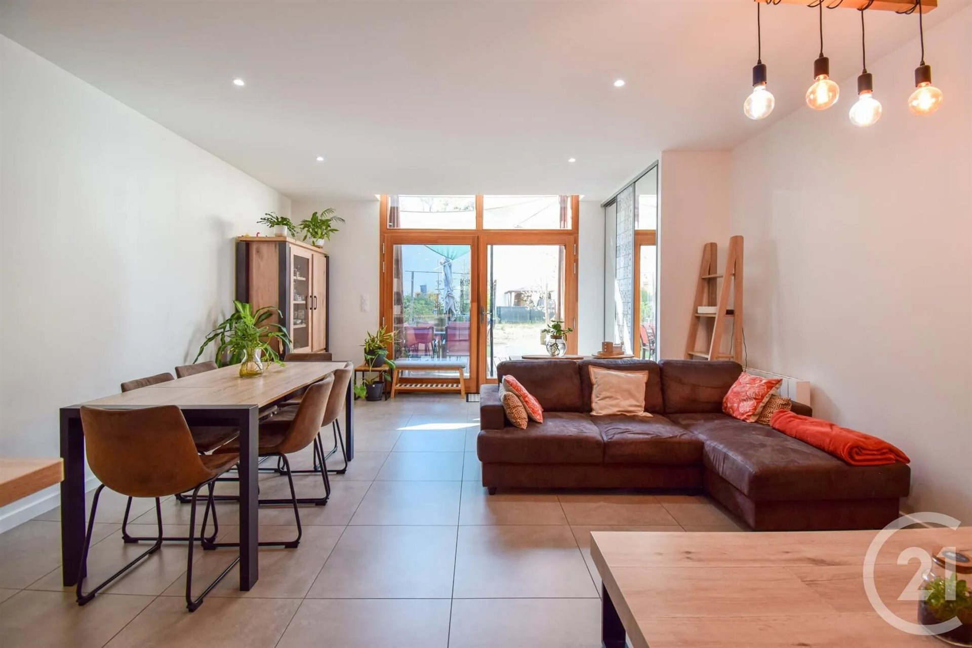 Appartement à vendre, 108m², Arnas