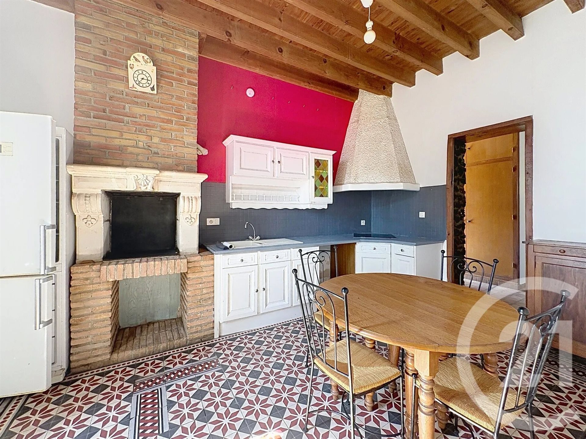 Appartement à louer, 81m², Salles