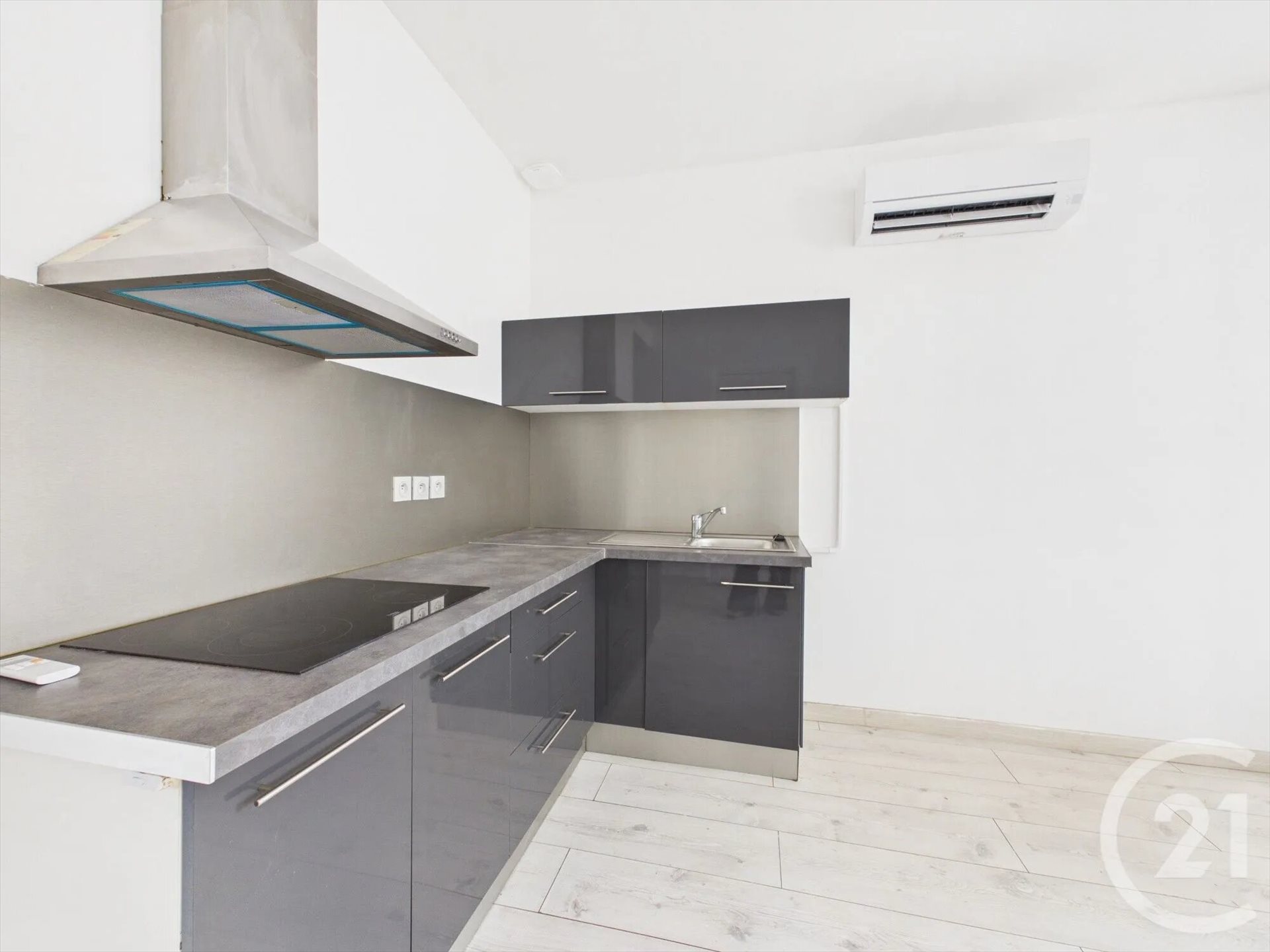 Appartement à louer, 50m², Toulon