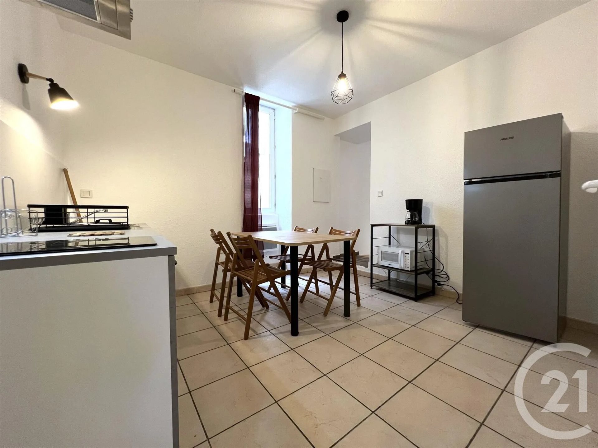Appartement à louer, 33m², Aubenas