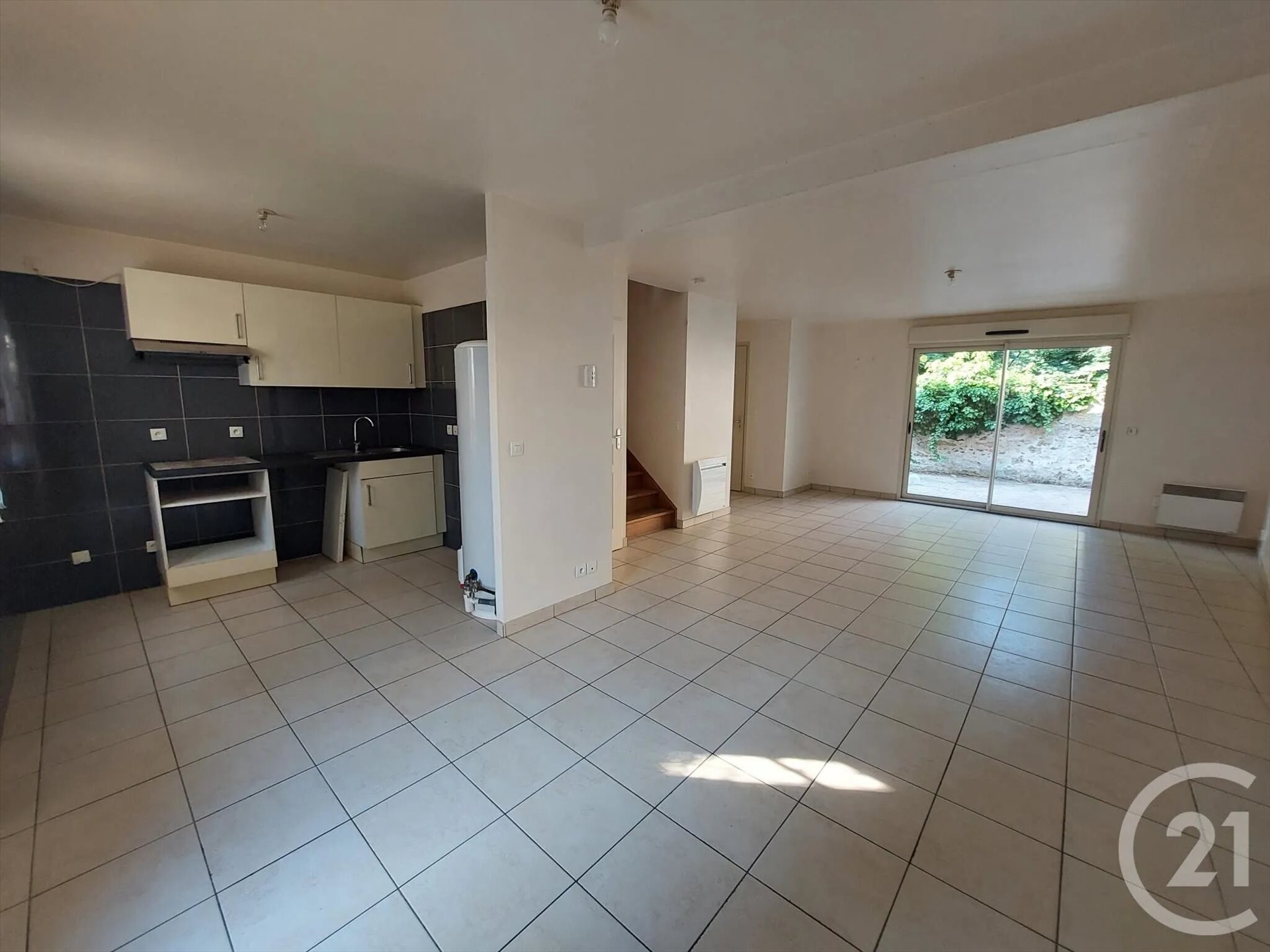 Maison à louer, 77m², Guérard