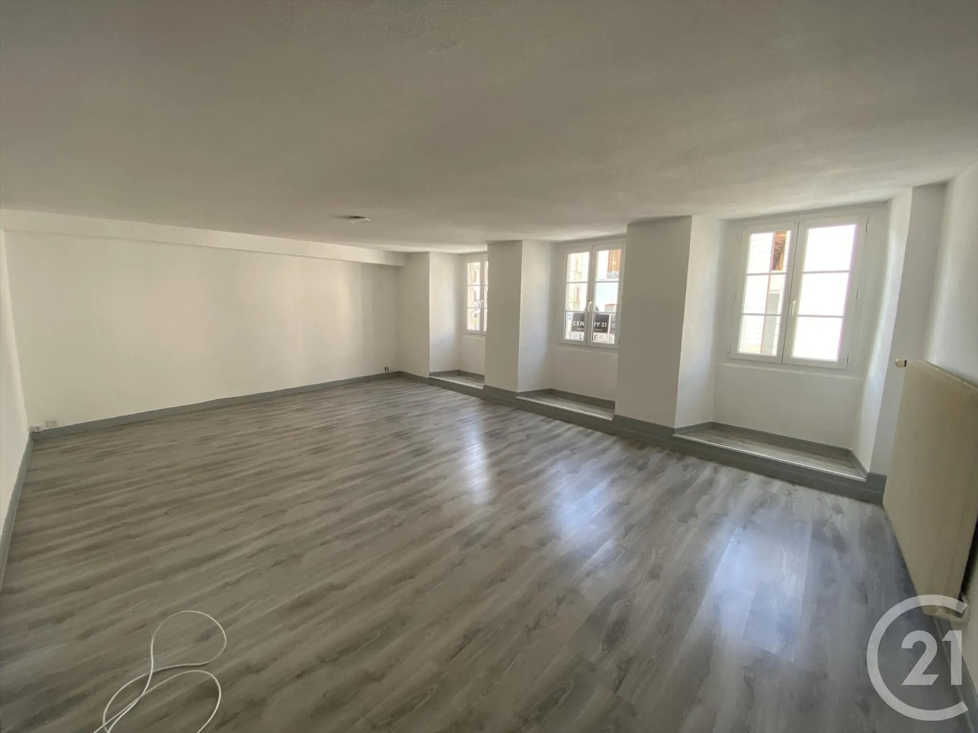 Appartement à louer, 104m², Delle
