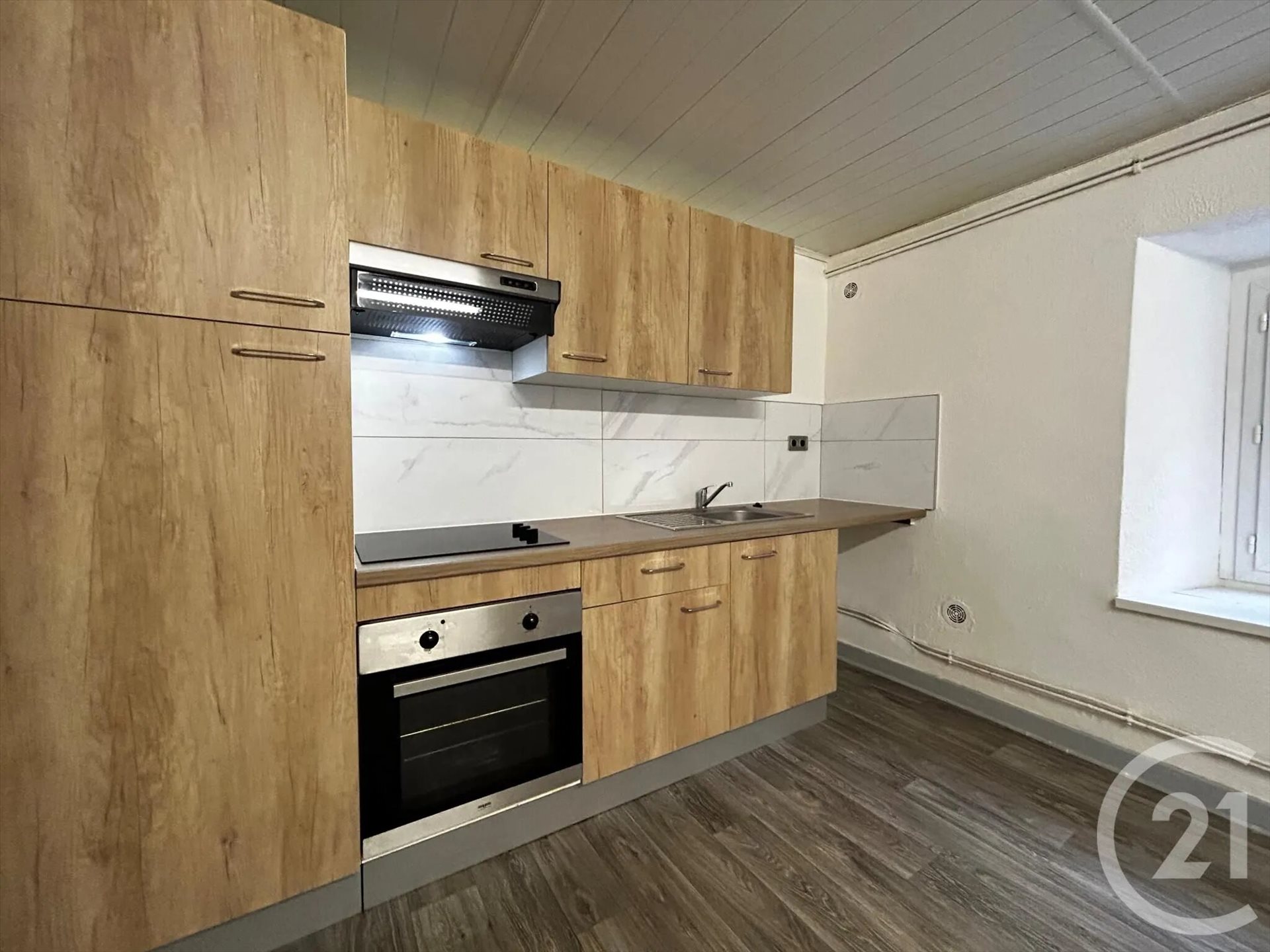Appartement à louer, 104m², Delle