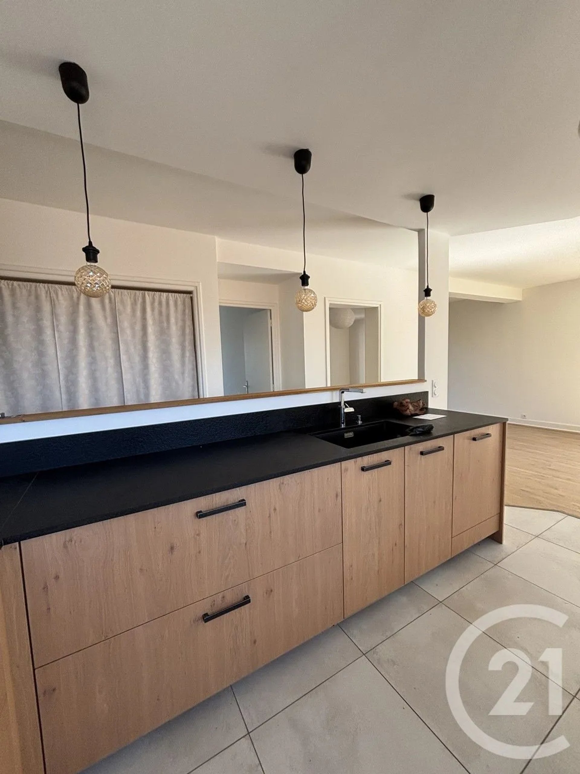 Appartement à louer, 111m², Aurillac